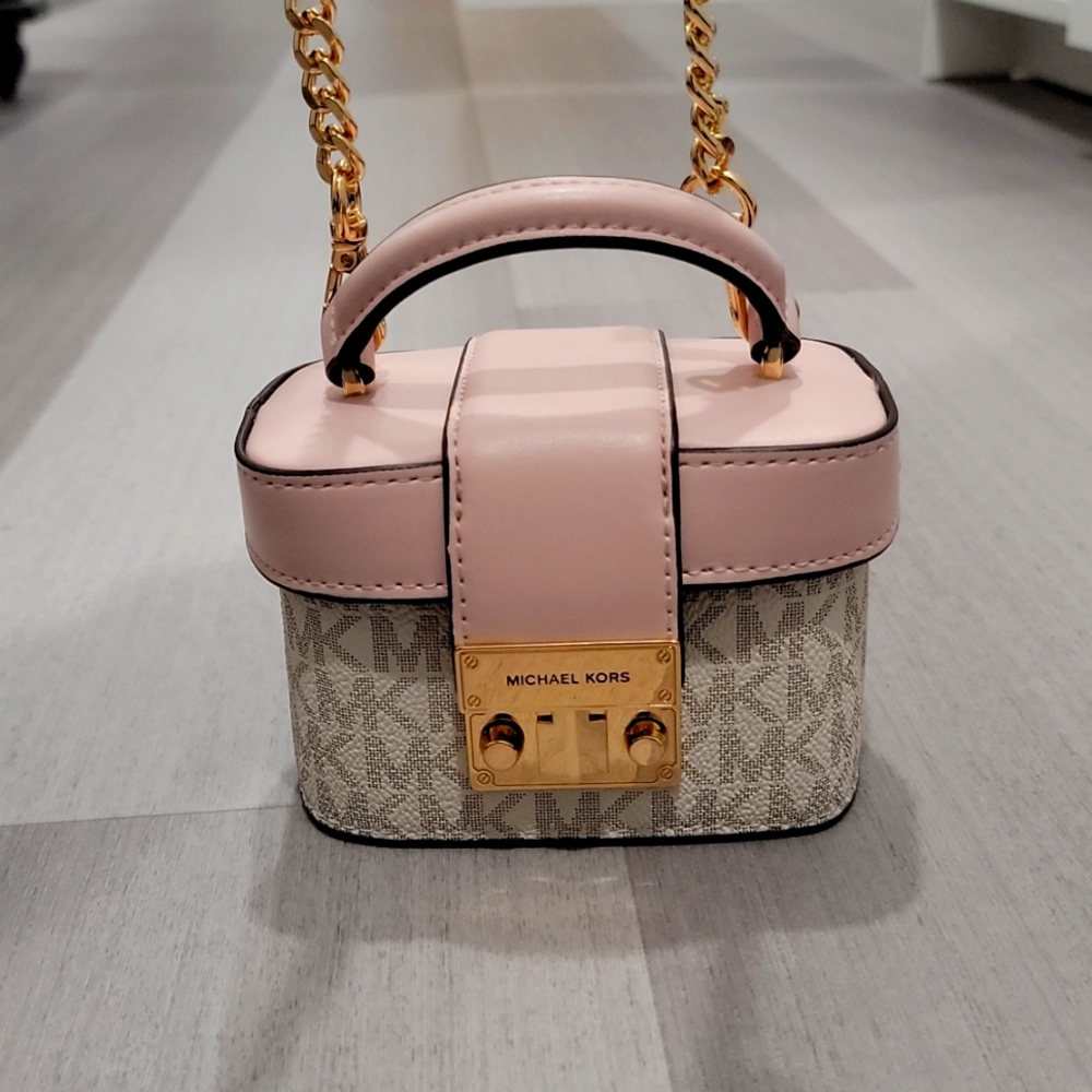 Mini Crossbody